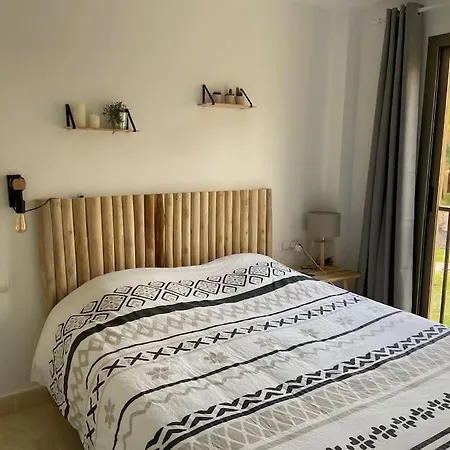 公寓 Elegant Apartment, Stunning Views, Fully Renovated In La Hacienda Del Senorio De Cifuentes 埃斯特波纳