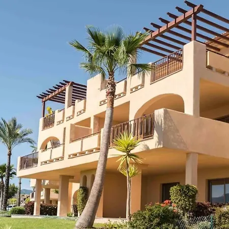 Elegant Apartment, Stunning Views, Fully Renovated In La Hacienda Del Senorio De Cifuentes Apartman *