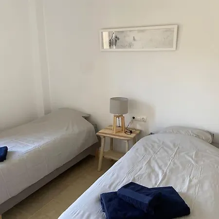公寓 Elegant Apartment, Stunning Views, Fully Renovated In La Hacienda Del Senorio De Cifuentes 埃斯特波纳