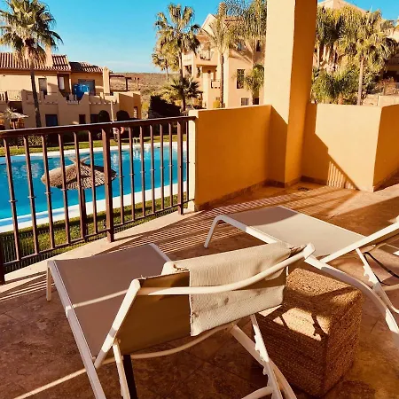 Elegant Apartment, Stunning Views, Fully Renovated In La Hacienda Del Senorio De Cifuentes Apartman