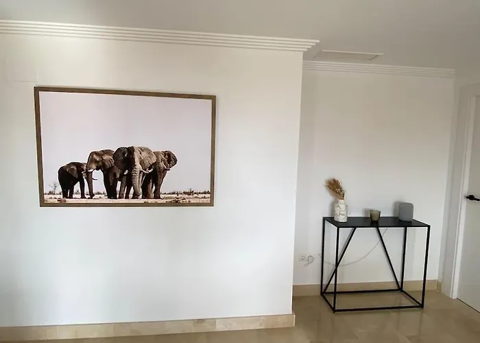 Daire Elegant Apartment, Stunning Views, Fully Renovated In La Hacienda Del Senorio De Cifuentes